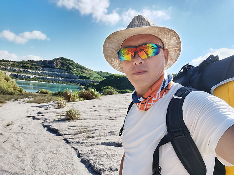 ​Adventures in nature, waterproofing ahead: the uniquely designed Wute outdoor waterproof backpack
