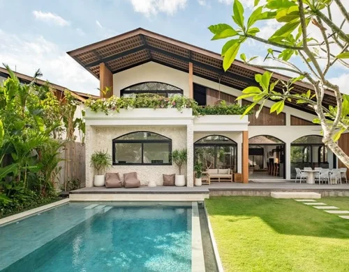 Tropical Resort-Style Retreats