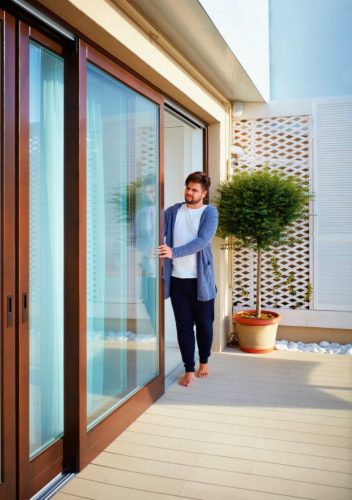 Sliding Door