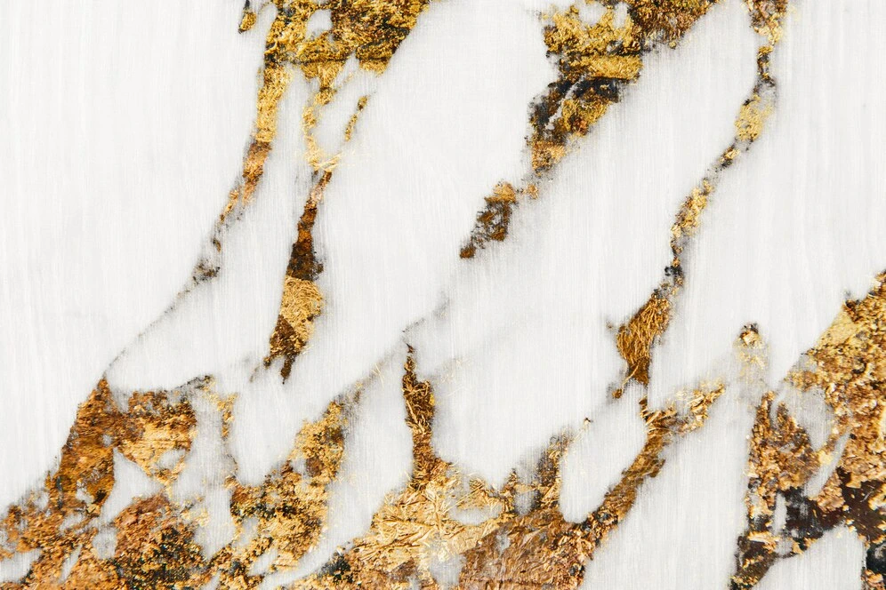 Floor design in White and Gold Marble