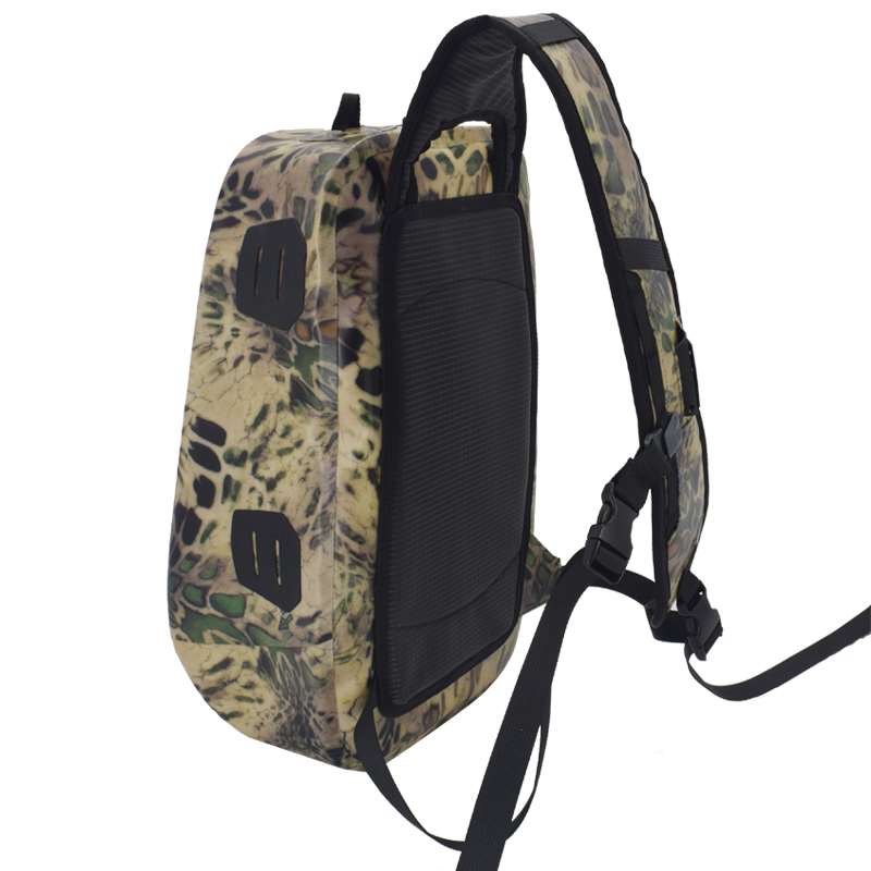 Lightweight waterproof fly fish shoulder bag 10L suppliers