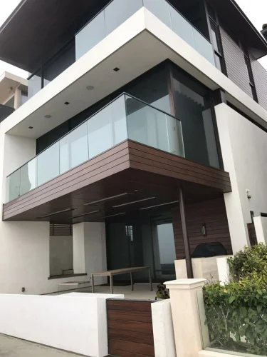 types of balcony