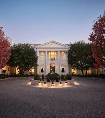 Top 15 Biggest Houses in the World in 2025