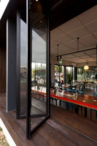 Aluminum Tilt and Turn Windows: