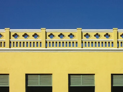 Modern Border Parapet Design With Bricks