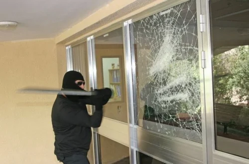 Why Laminated Security Glass Is the Best Choice for Home & Office Security