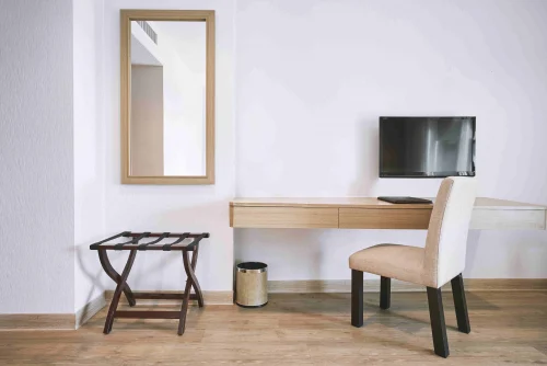 Mirror location as per Vastu