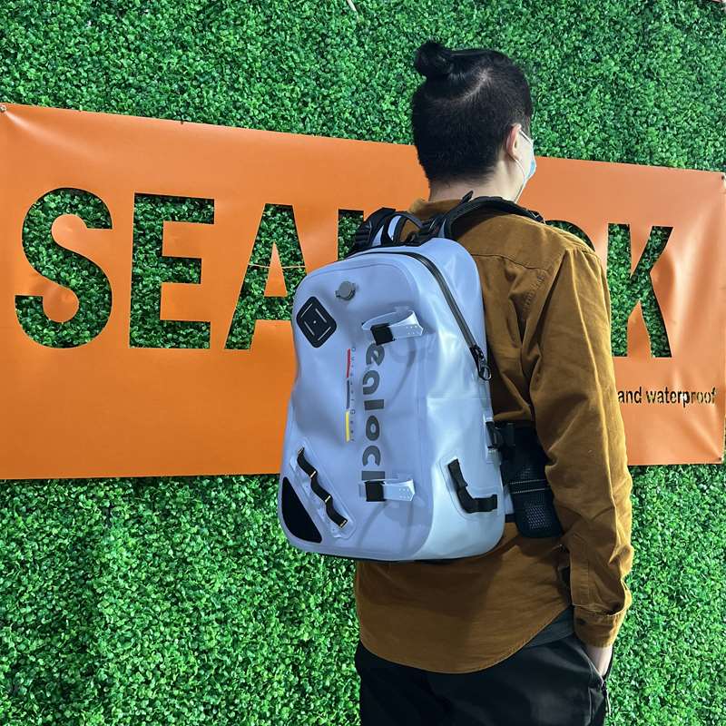 Fly fishing pack 24L waterproof backpack