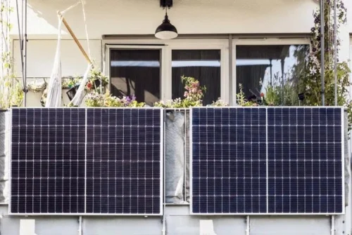 Balcony Solar Panels in India: Can You Really Install Solar in a Flat?