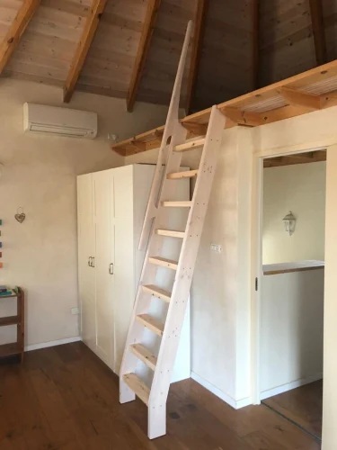 folding staircase