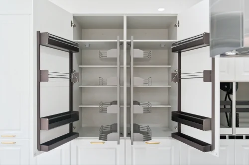 height of cabinet in kitchen