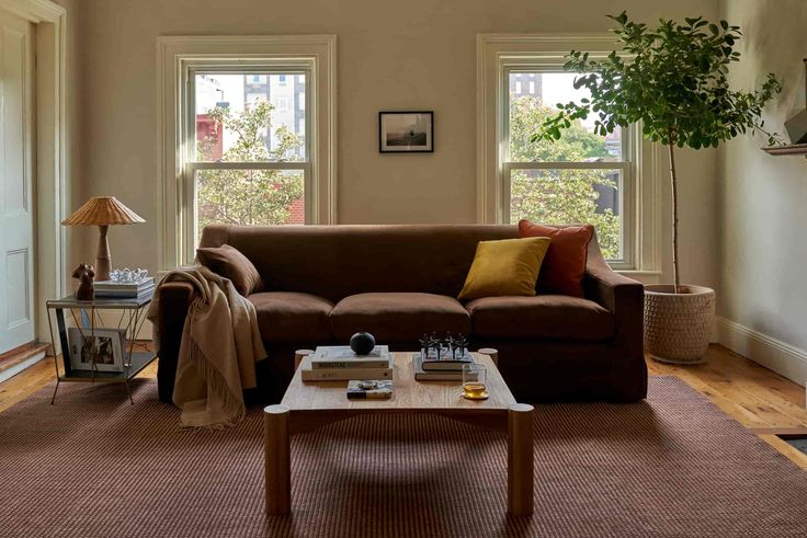Sabai Couch